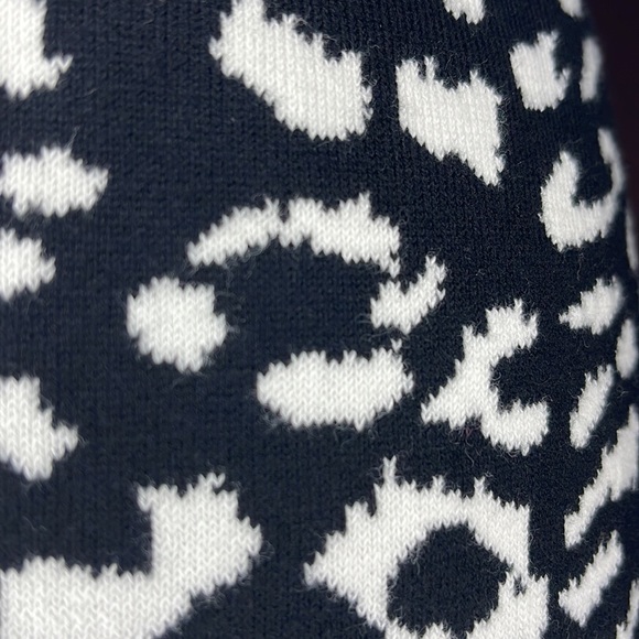 Animal print sweater dress, Knit, woven - Picture 6 of 6
